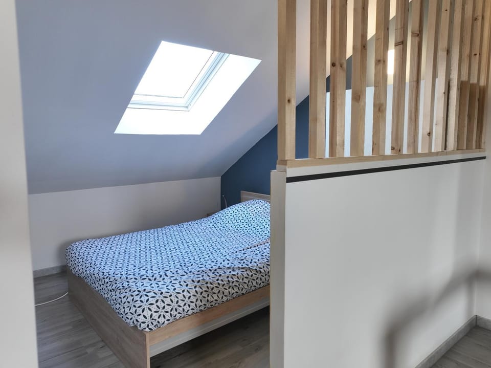 Bed, Photo of the whole room, Bedroom