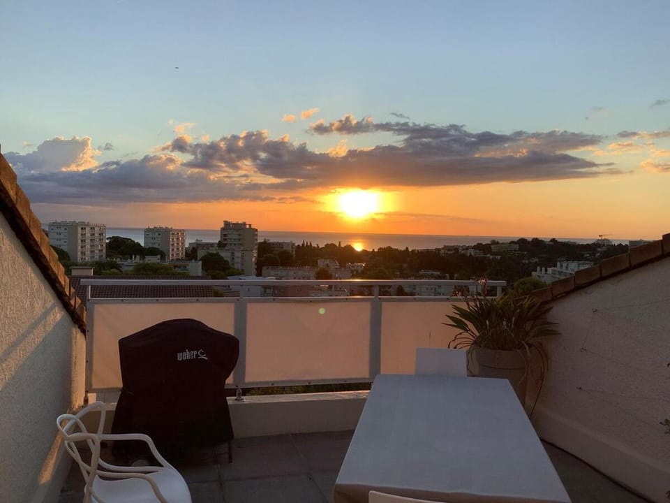 Balcony/Terrace, Sunset