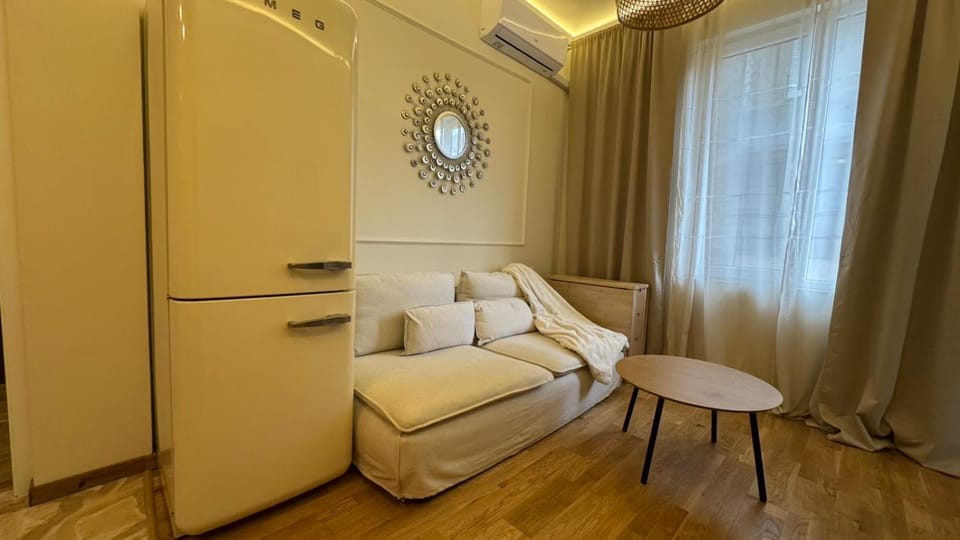 2 Bedrooms Top Central Apartment on Vitosha Boulevard Apartment in Sofia