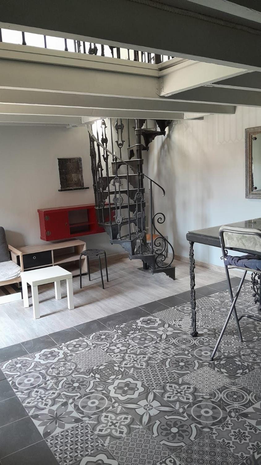 Appartement ravissant au bord de l'Hérault Apartment in Agde