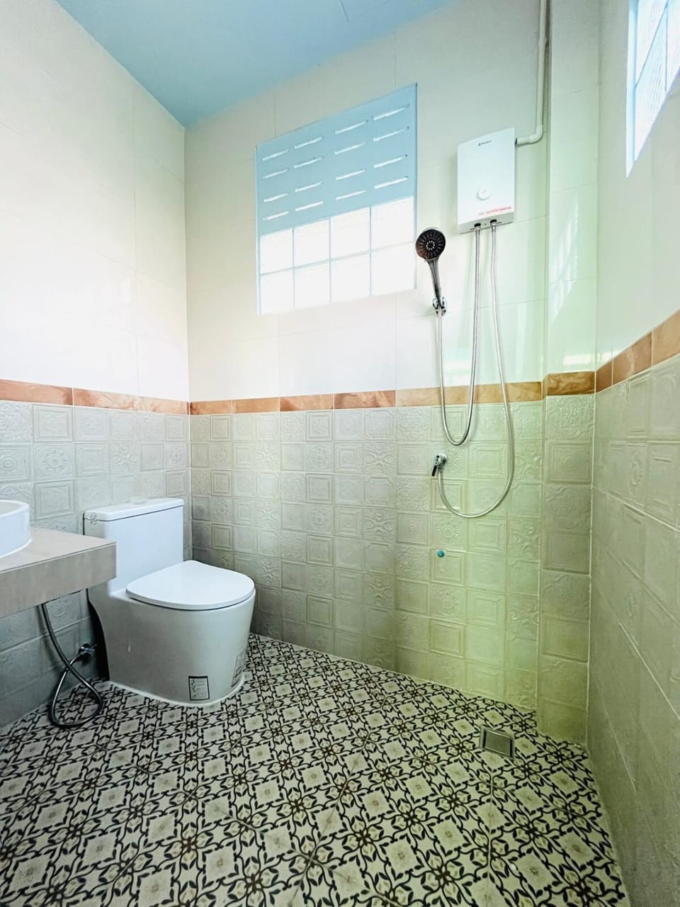 Shower, Bathroom