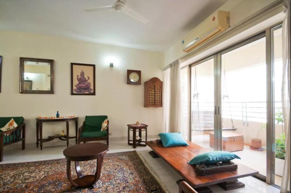 Luxurious BnB next to Corporate hubs Apartment in Maharashtra