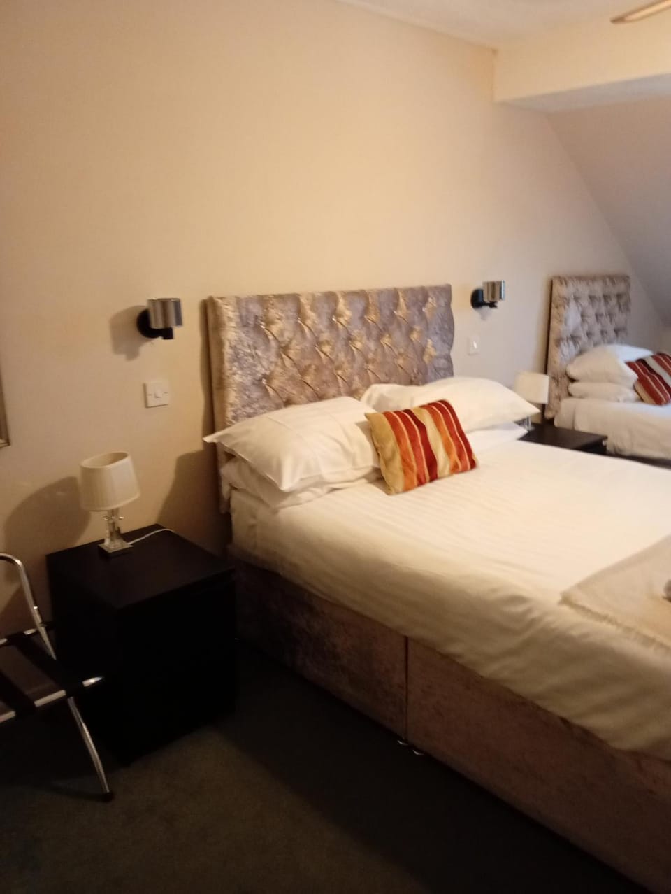 White Hart Llandeilo Hotel in Wales