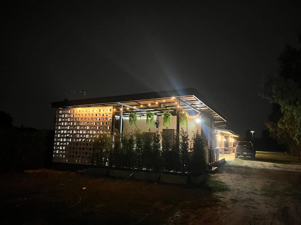 บ้านสวนพิมาย Bed and Breakfast in Laos