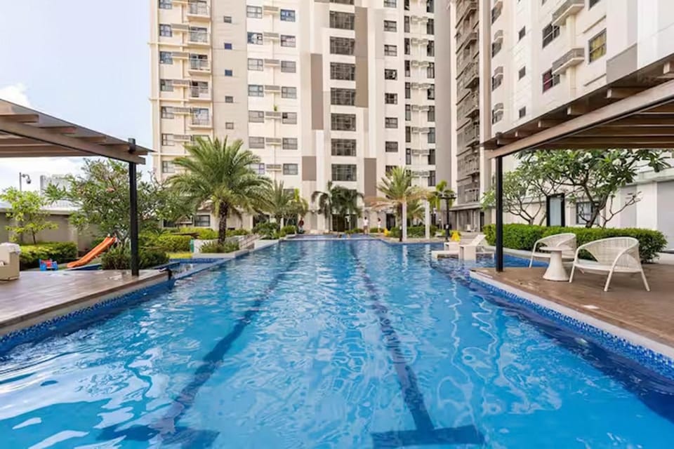 Pool view, Swimming pool