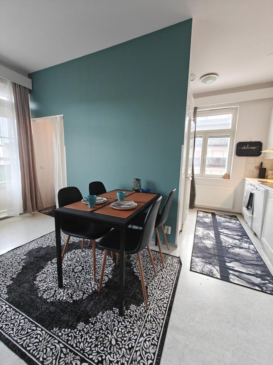 Kitchen or kitchenette, Photo of the whole room, Seating area, Dining area