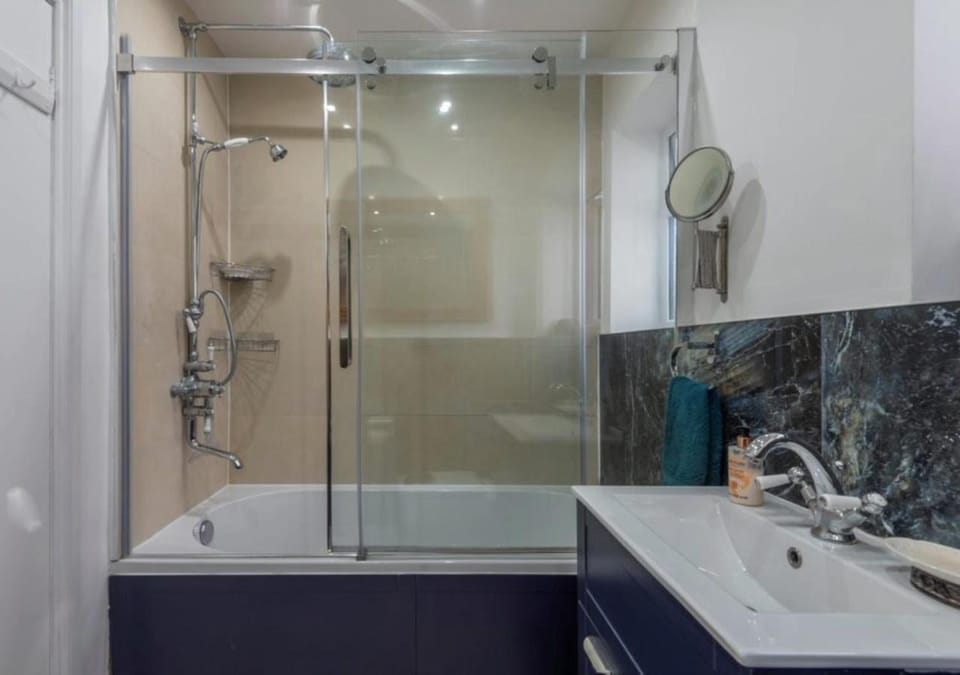 Shower, Bathroom, Bath
