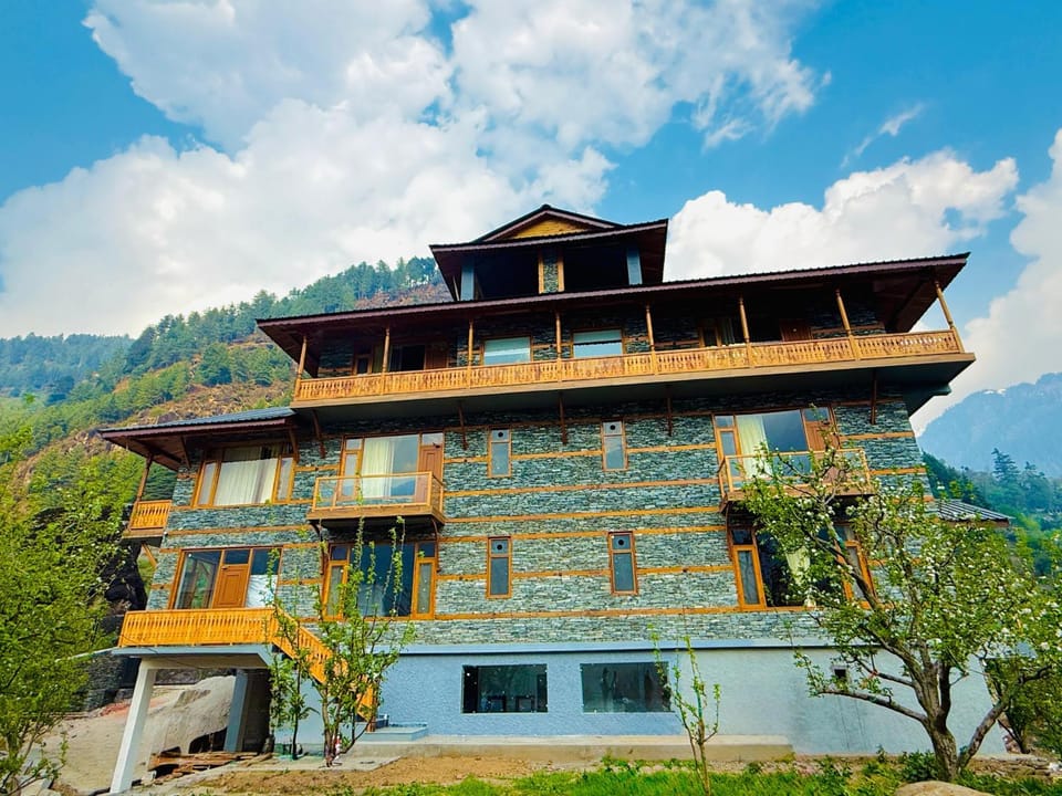 The Shaurn Hotel & Resort House in Himachal Pradesh