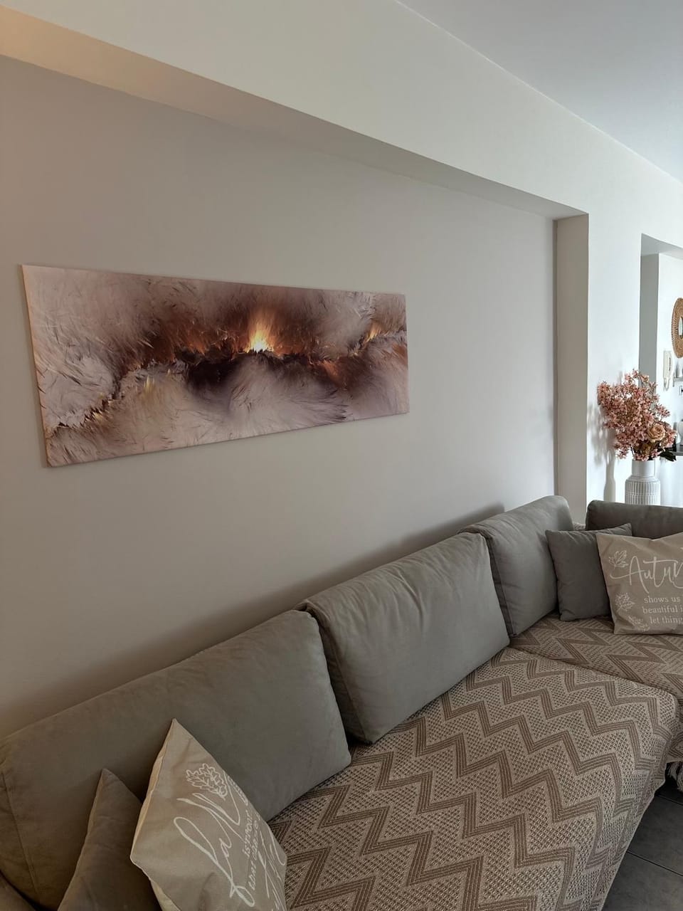 Living room, Decorative detail, Seating area