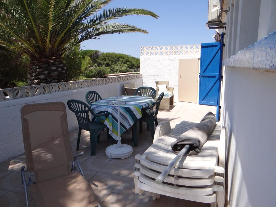 View (from property/room), Balcony/Terrace