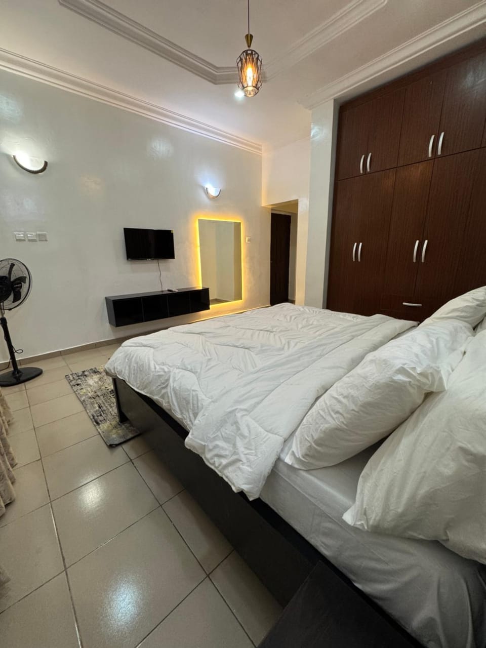 EFFAZ Apartments Airport Road Lugbe Apartment in Abuja