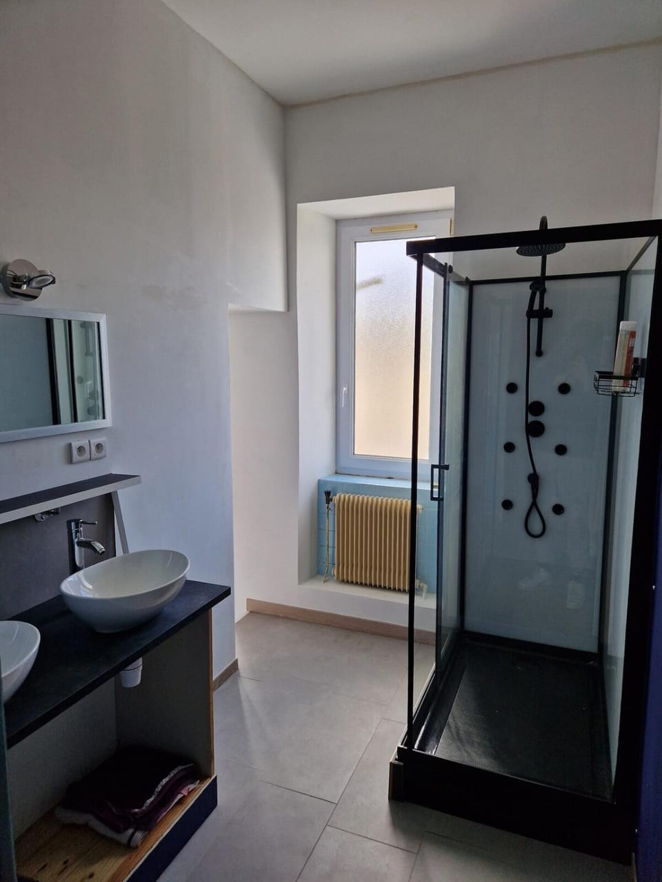 Shower, Bathroom