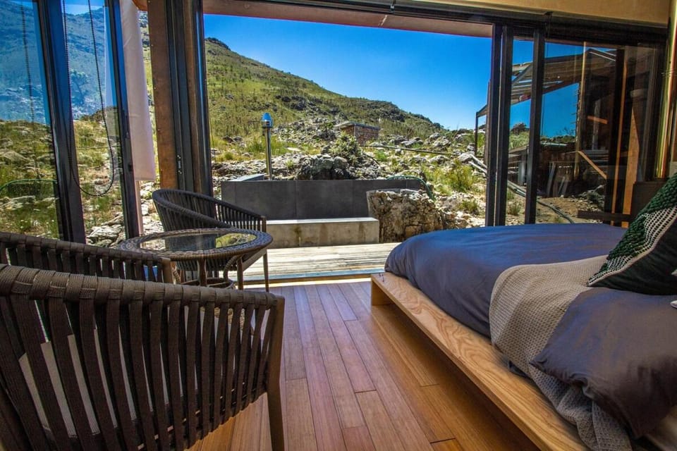 Bed, Day, Natural landscape, View (from property/room), Balcony/Terrace, Seating area, Bedroom, Mountain view