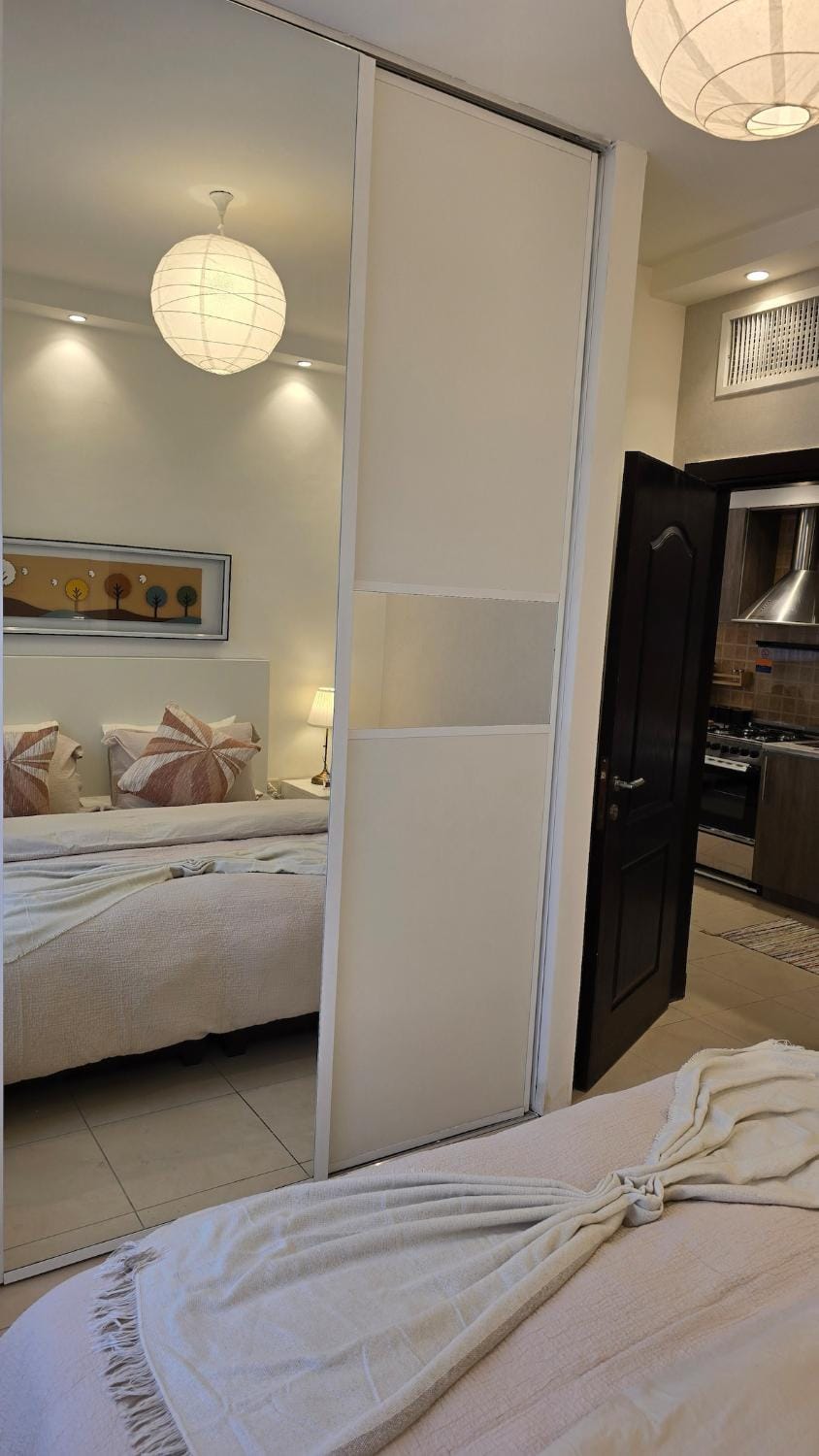 Bedroom, wardrobe