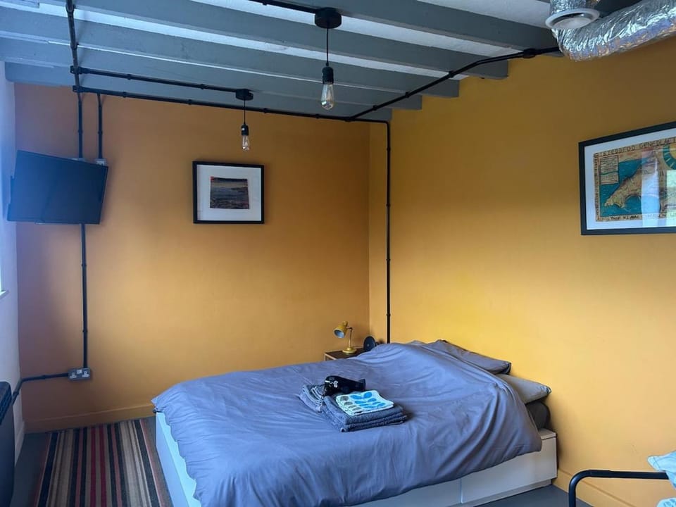 TV and multimedia, Bedroom