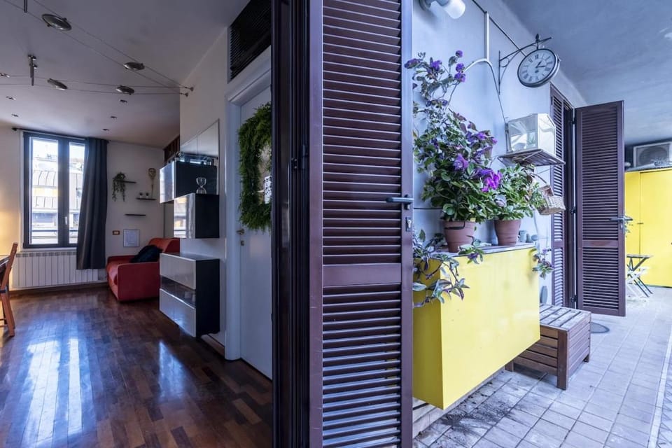 Stazione Centrale-Duomo - Two Independent Flats Apartment in Milan