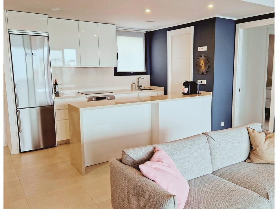 Kitchen or kitchenette, oven, stove