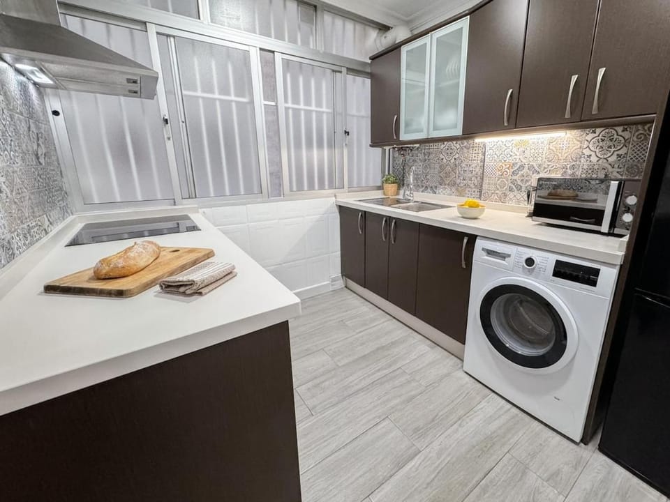 Beautiful flat perfectly located by beach and city Apartment in Malaga