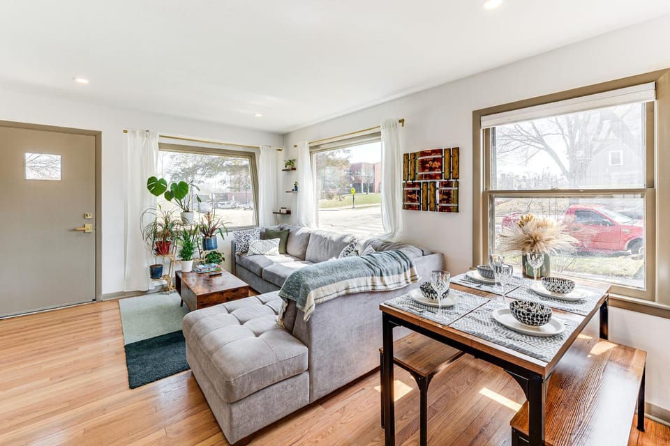 6 Mi to Summerfest Park: Home w/ Game Room! House in Cudahy