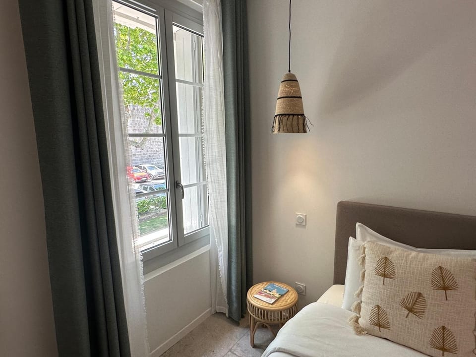 27 côté remparts Bed and Breakfast in Le Grau-du-Roi