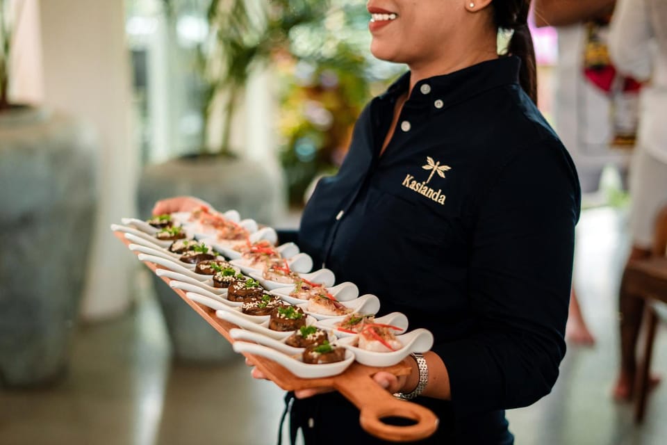 Staff, Food and drinks, Food, babysiter, room service