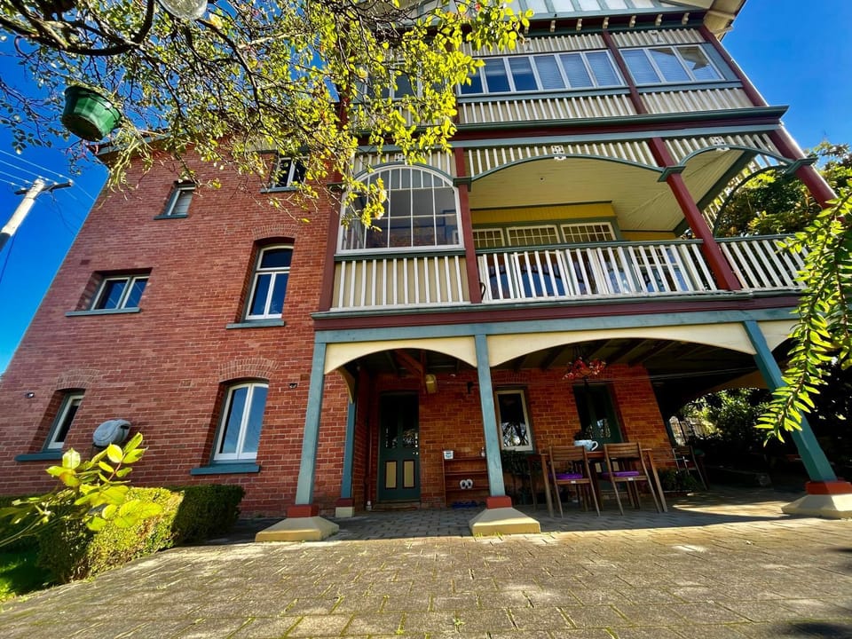 Elsmere Heritage Gardens & Accom Apartment in Launceston
