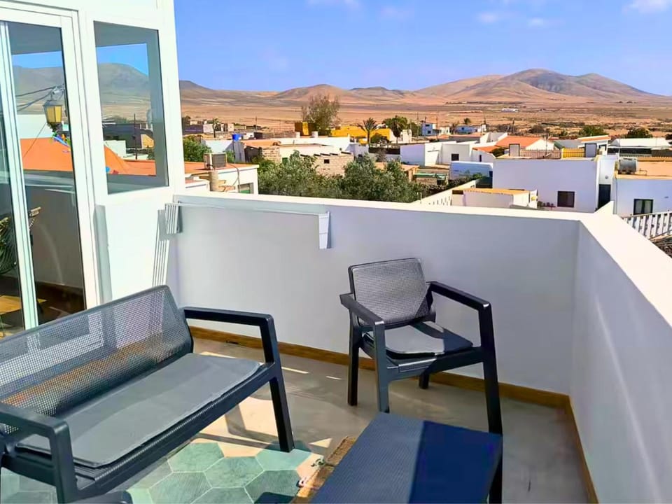 Natural landscape, Balcony/Terrace, Mountain view