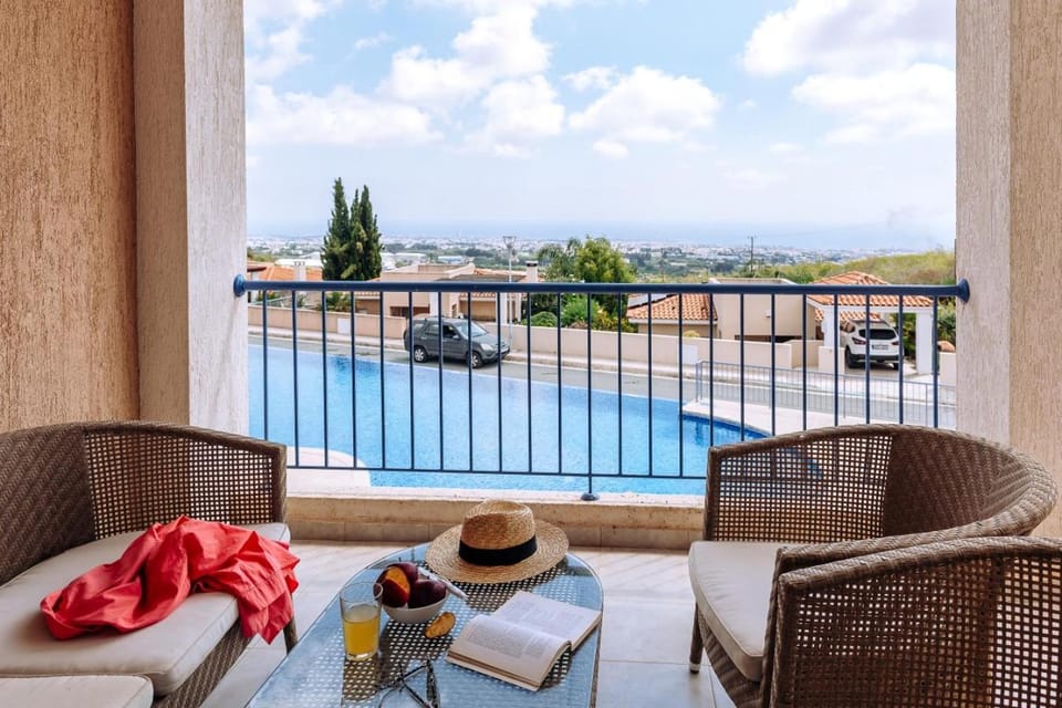 Balcony/Terrace, Swimming pool