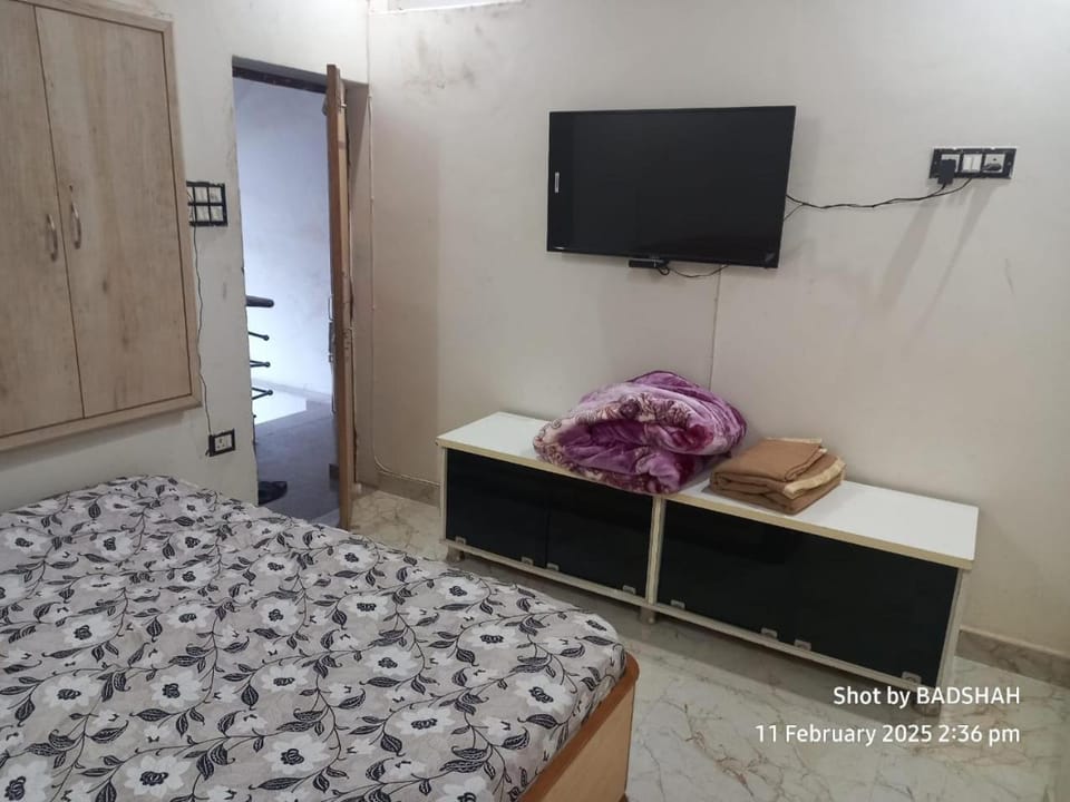 Kazzakpura koniya road Apartment in Varanasi