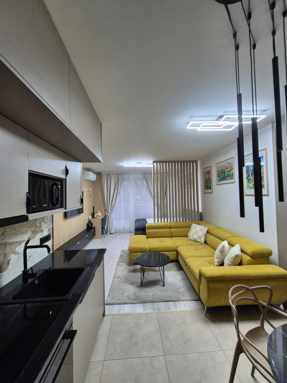 Communal lounge/ TV room, TV and multimedia, Kitchen or kitchenette, Living room
