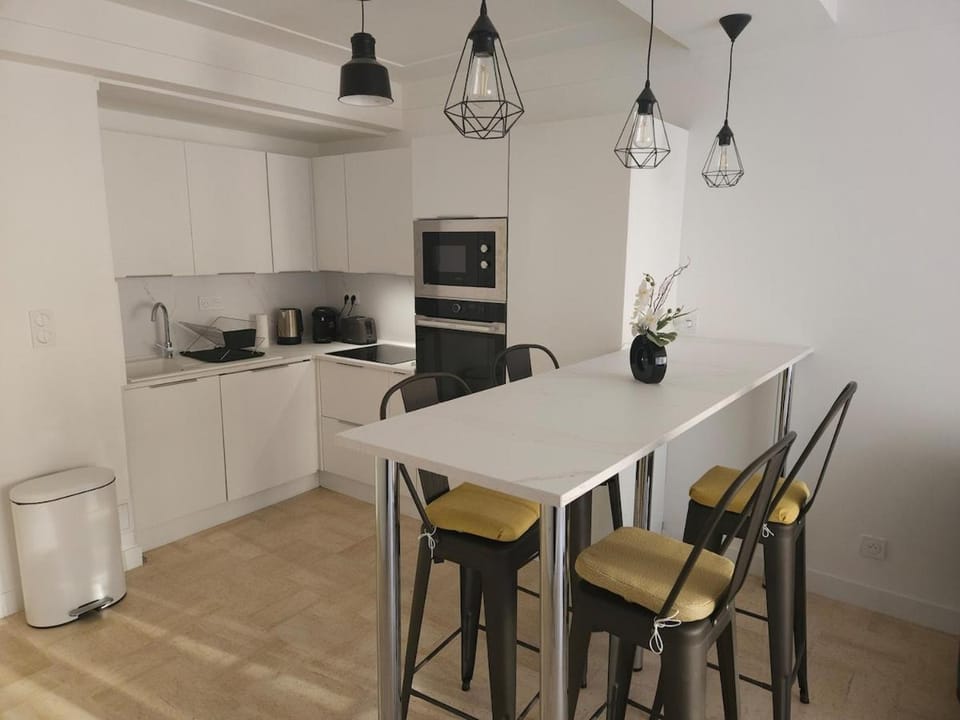 Centre Antibes Le Piadon 3 pièces Parking Apartment in Antibes