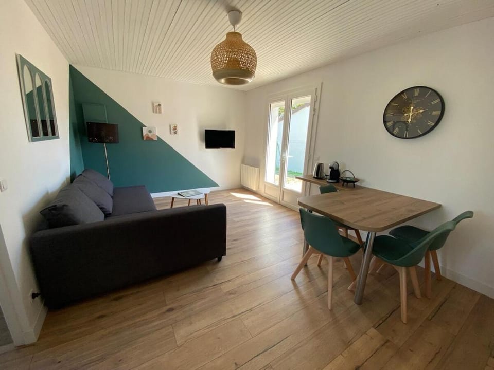 Maisons Martigny C - Proche Futuroscope et Aquascope House in Nouvelle-Aquitaine
