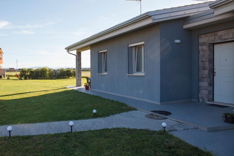Property building, Garden