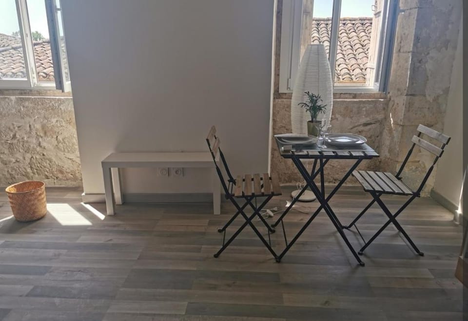 Maisonnette Cosy Montestruc sur Gers Apartment in Occitanie