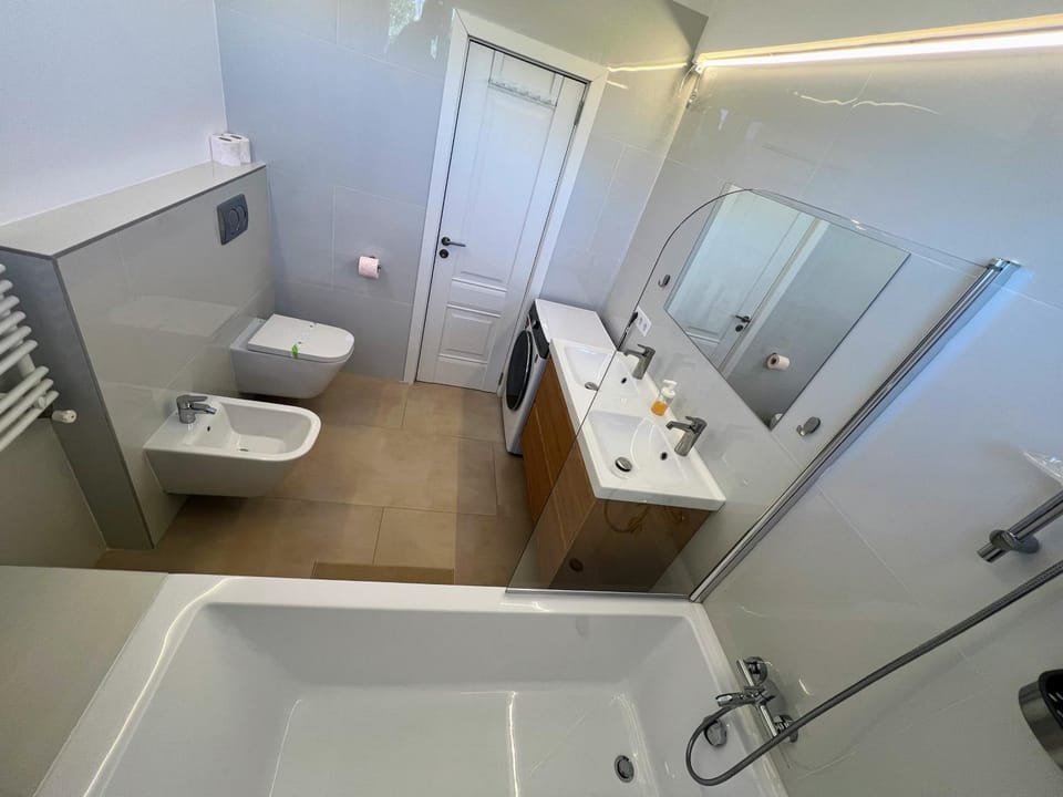 Shower, Toilet, Bathroom, Bath, bidet, washing machine