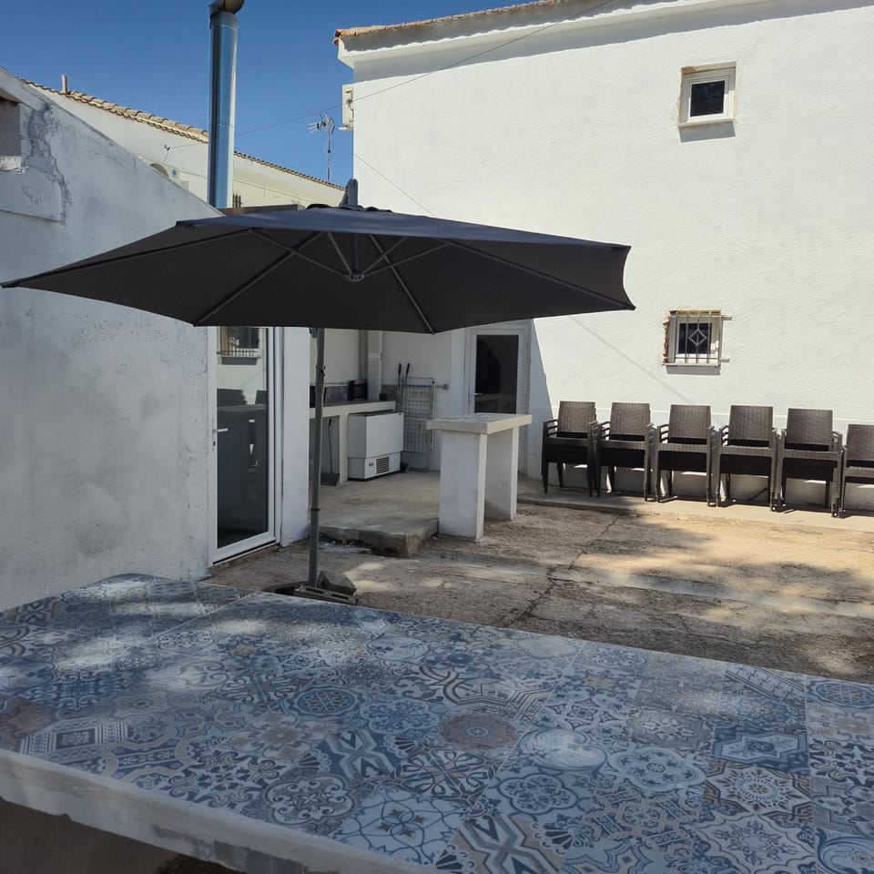 Inner courtyard view