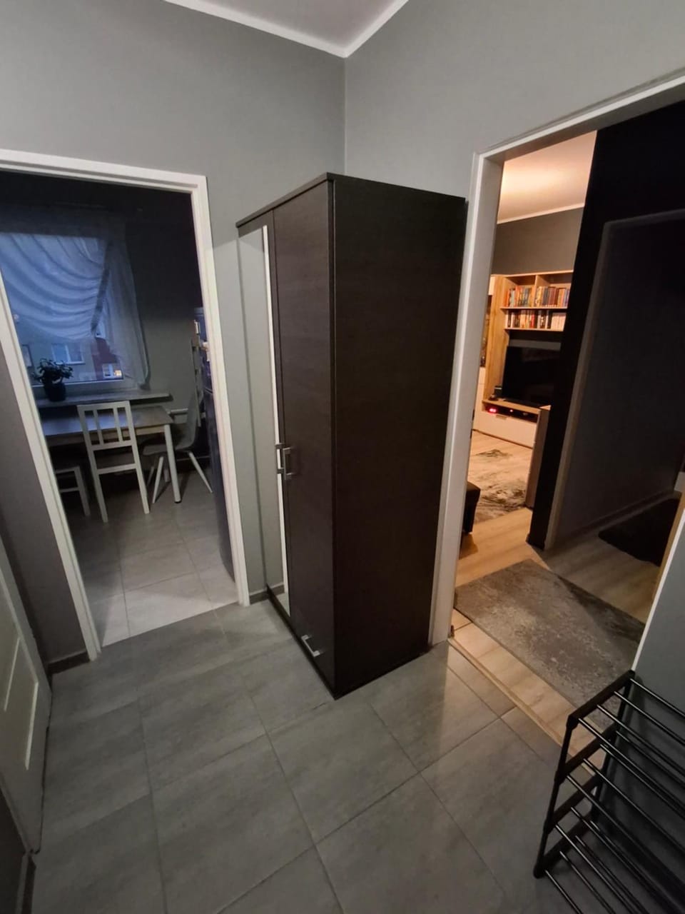 Apartament Przydworcowe Apartment in Masovian Voivodeship