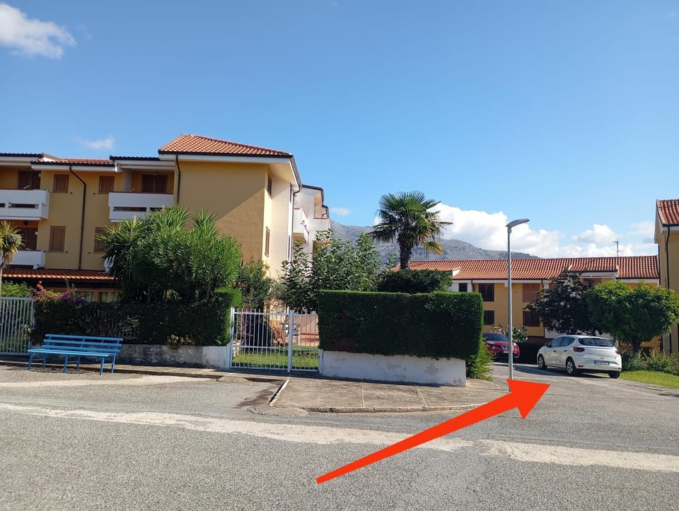 Casa Mana on the Sea Apartment in Scalea