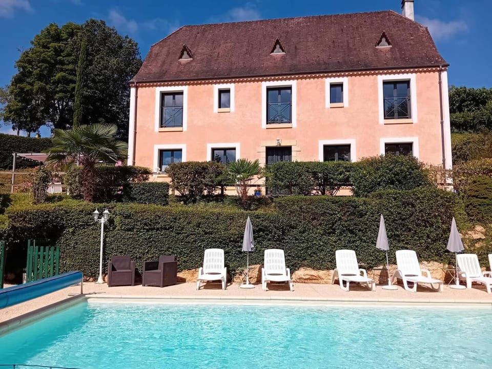 Chambres d'hôtes Le Pygargue Bed and Breakfast in Occitanie