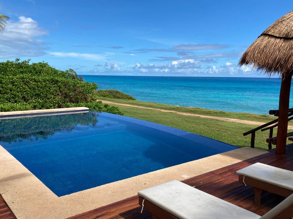 Breathtaking Ocean View Villa House in Isla Mujeres
