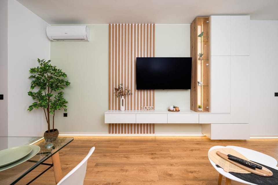 Stylish Flat with Parking for 4 guest Apartment in Varna