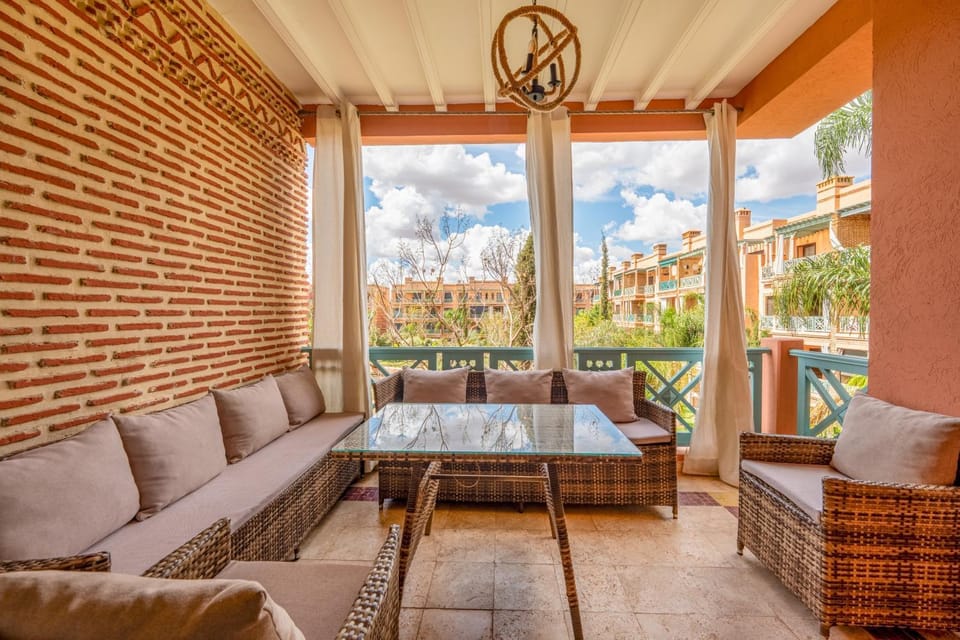 Patio, Day, View (from property/room), Balcony/Terrace, Living room, Seating area