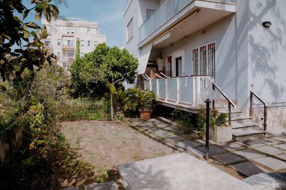 Property building, Spring, Garden, Garden view