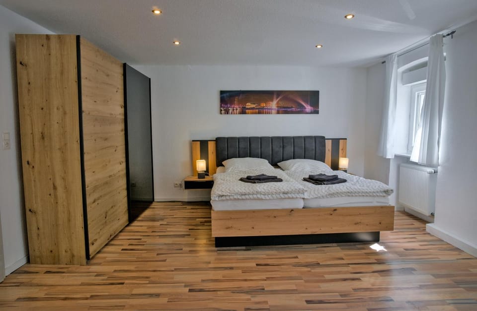 Bed, Bedroom, wardrobe