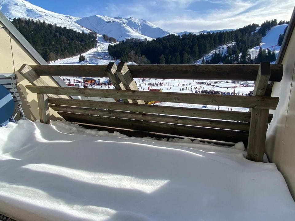 Super Lioran T2 dernier étage Apartment in Auvergne-Rhône-Alpes