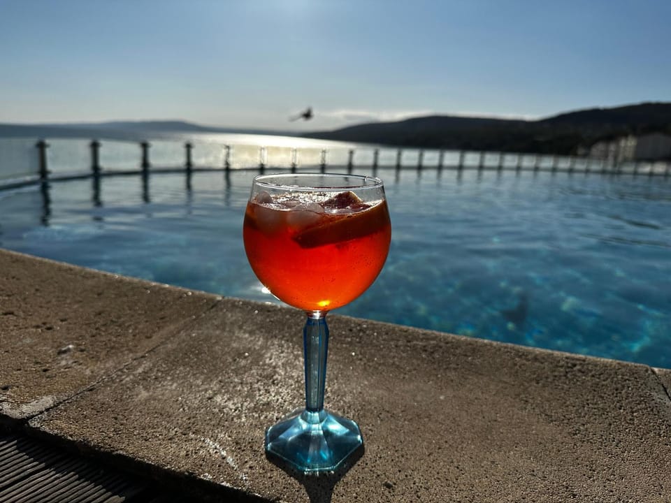Pool view, Sea view, Swimming pool