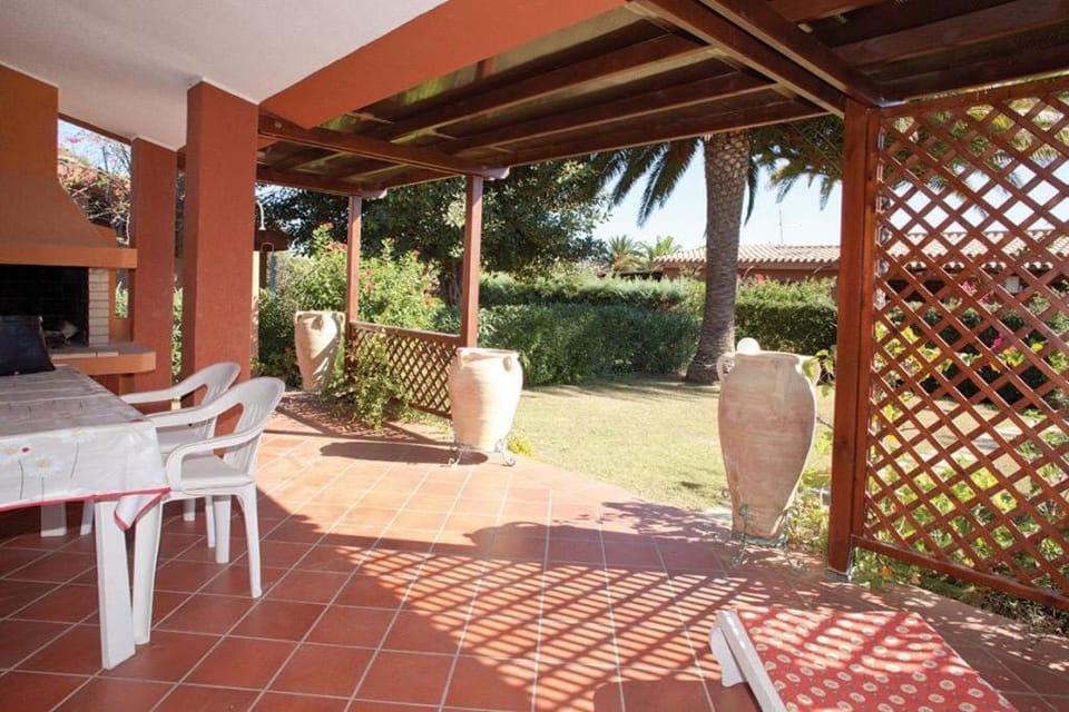 Villa Clorinda , 1 minute from the sea House in Costa Rei