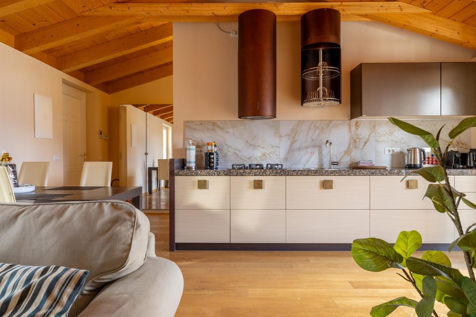 Kitchen or kitchenette, Living room, Seating area, stove