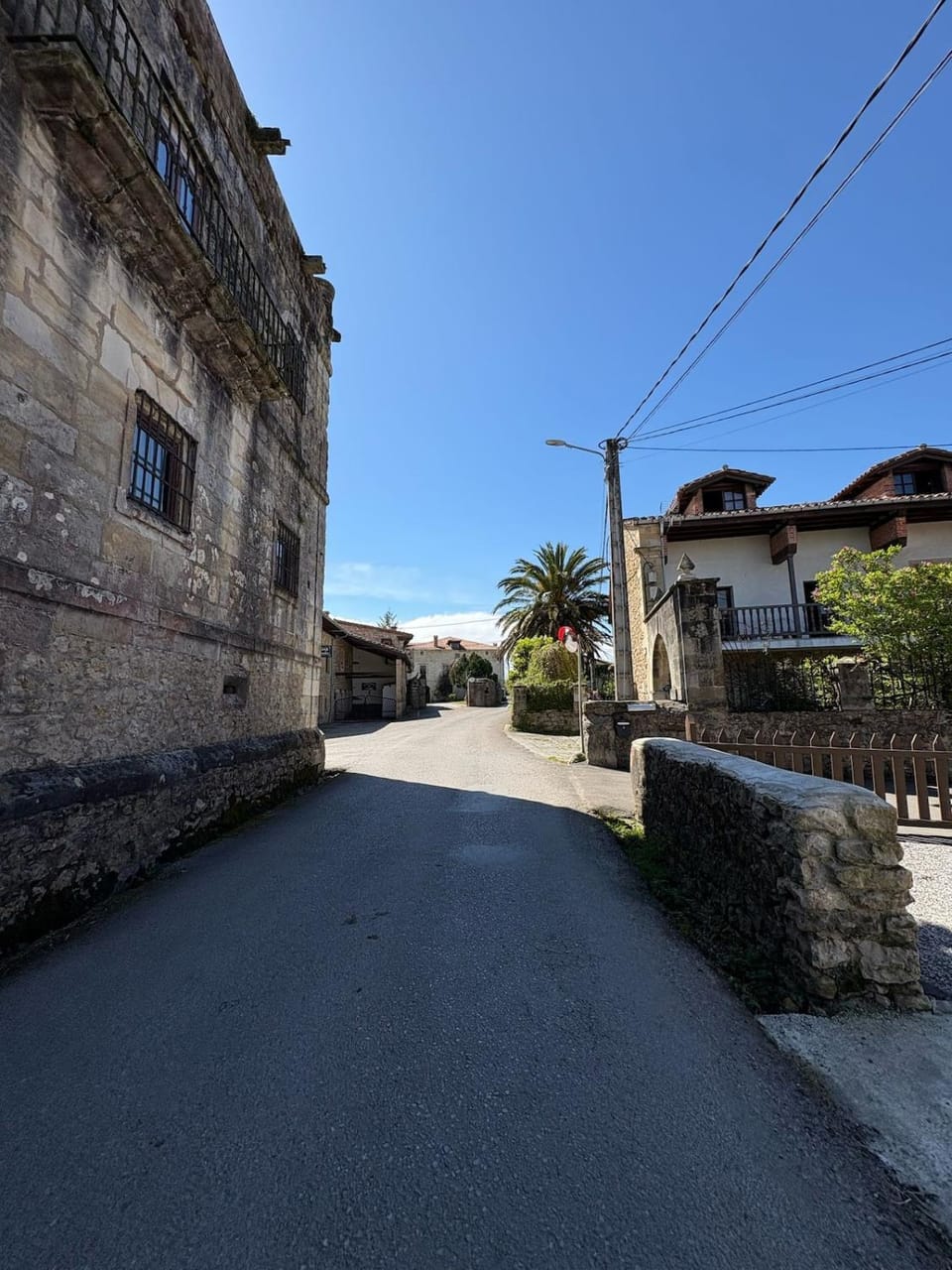 Neighbourhood, Street view