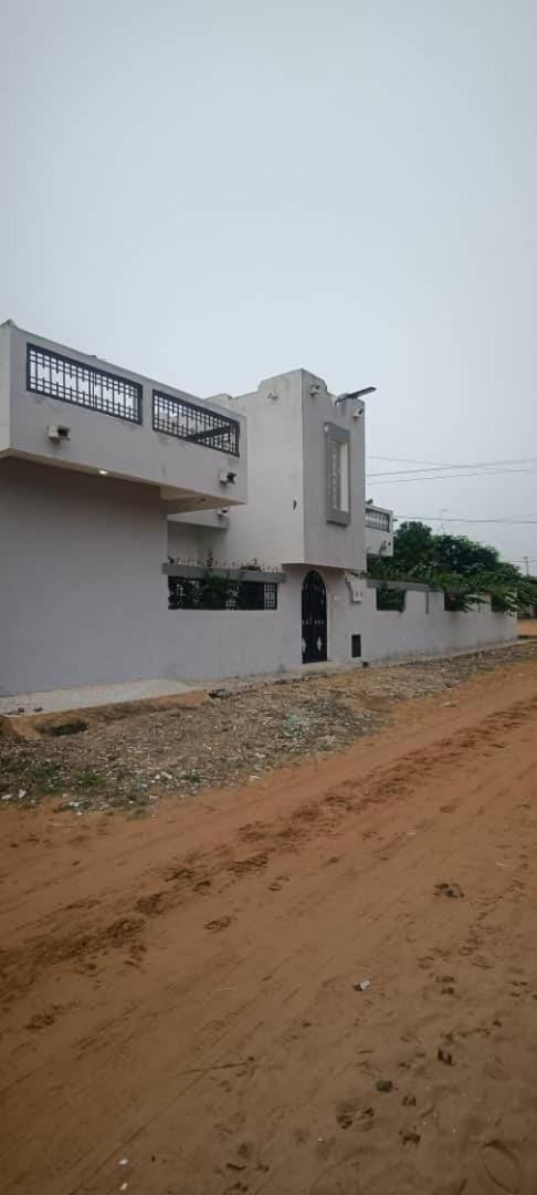 MD logement et services Apartment in Saly